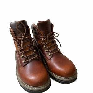 Men Work Boots Size 8 Wolverine Raider